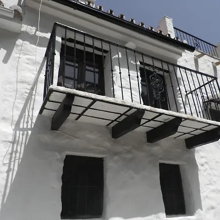 Casa Torre Antigua Salares